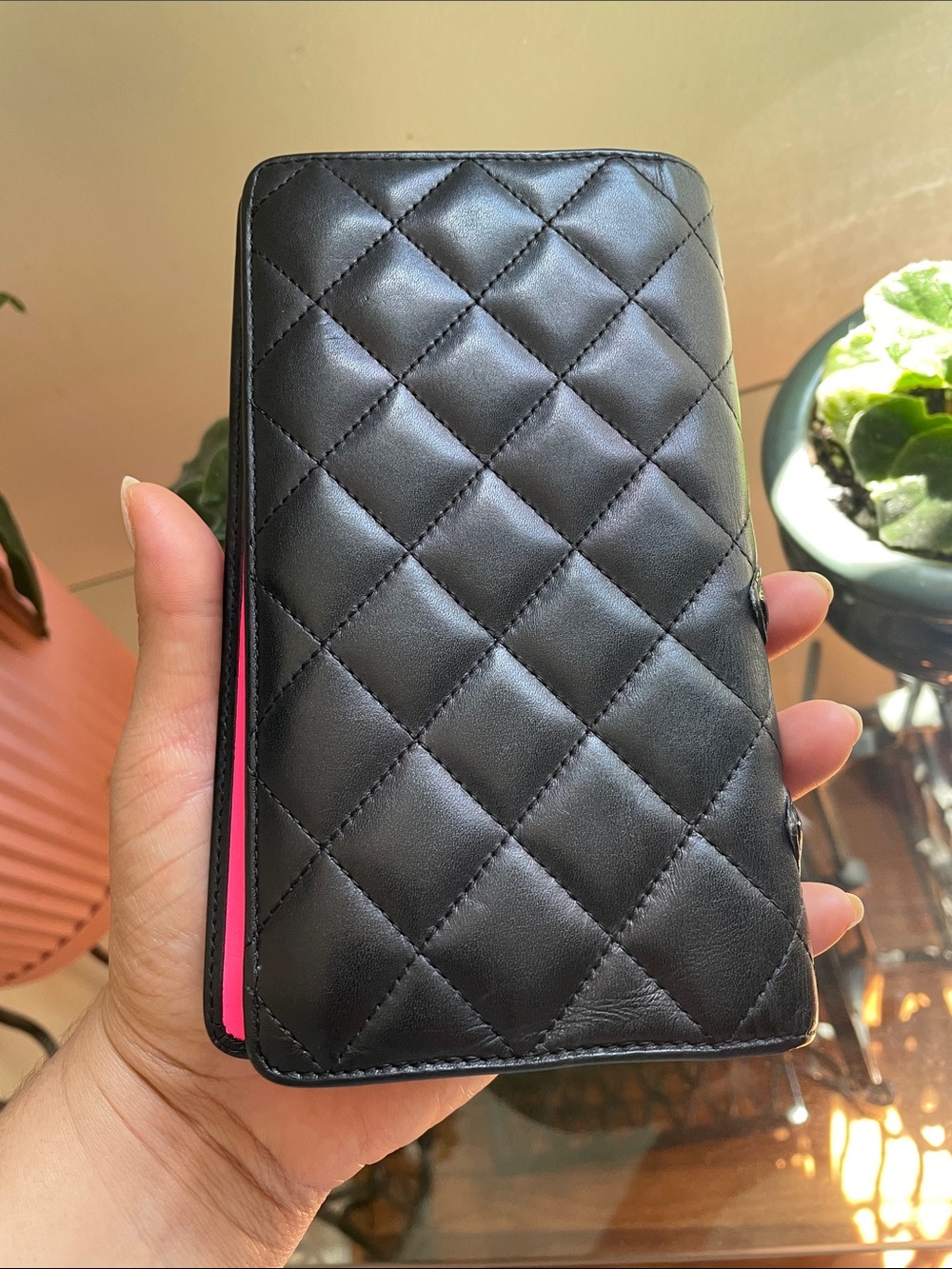 CHANEL Black Quilted CC Logo Wallet - Picture 2 of 13